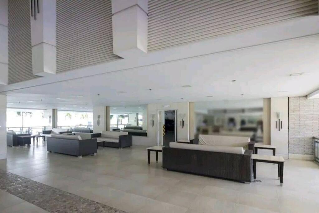 Cherolds Place Lovely 1 Bedroom Condo With Balcony มะนิลา ภายนอก รูปภาพ